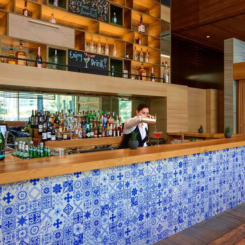 Crown Plaza Marina Bar at the Crowne Plaza Marina Dubai
